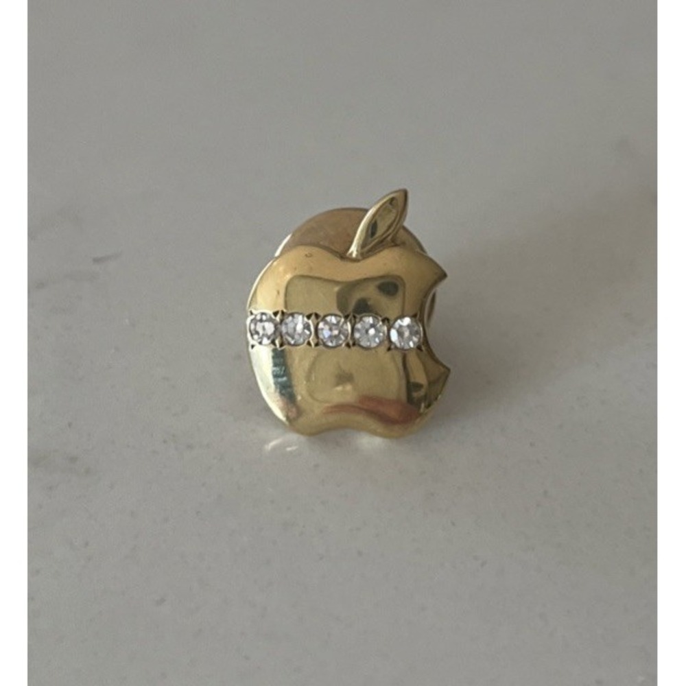 Original Macintosh Apple Service Pin Circa 1980's with 5 Diamonds 18k Gold Pin‎